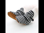 Load and play video in Gallery viewer, Baby Soft Sole Shoes Striped Warm Shoes
